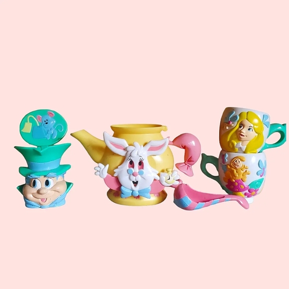 Rare Vintage Alice in wonderland set - Picture 1 of 6